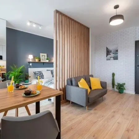 S1hrb Mieszkanie Lozko + Balkon Warsaw