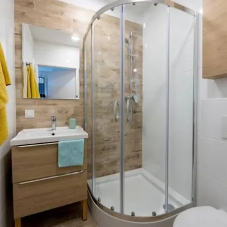 S1hrb Mieszkanie Lozko + Balkon Apartment