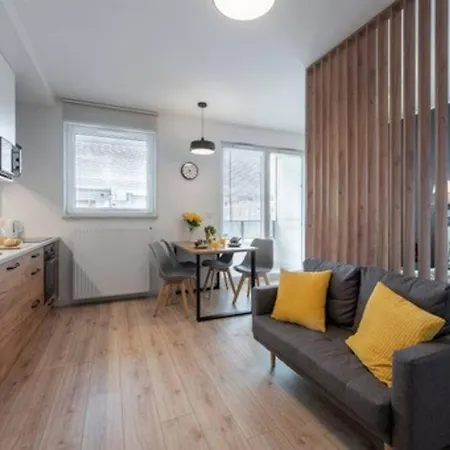S1hrb Mieszkanie Lozko + Balkon Apartment