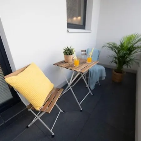 Apartament S1hrb Mieszkanie Lozko + Balkon Warszawa